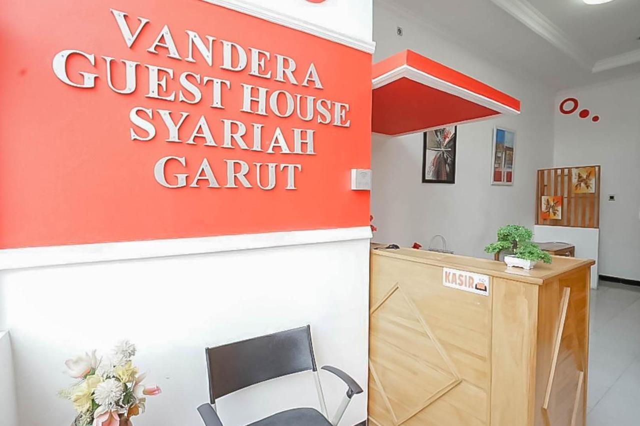 Wisma Vandera Syariah Garut Mitra Reddoorz المظهر الخارجي الصورة